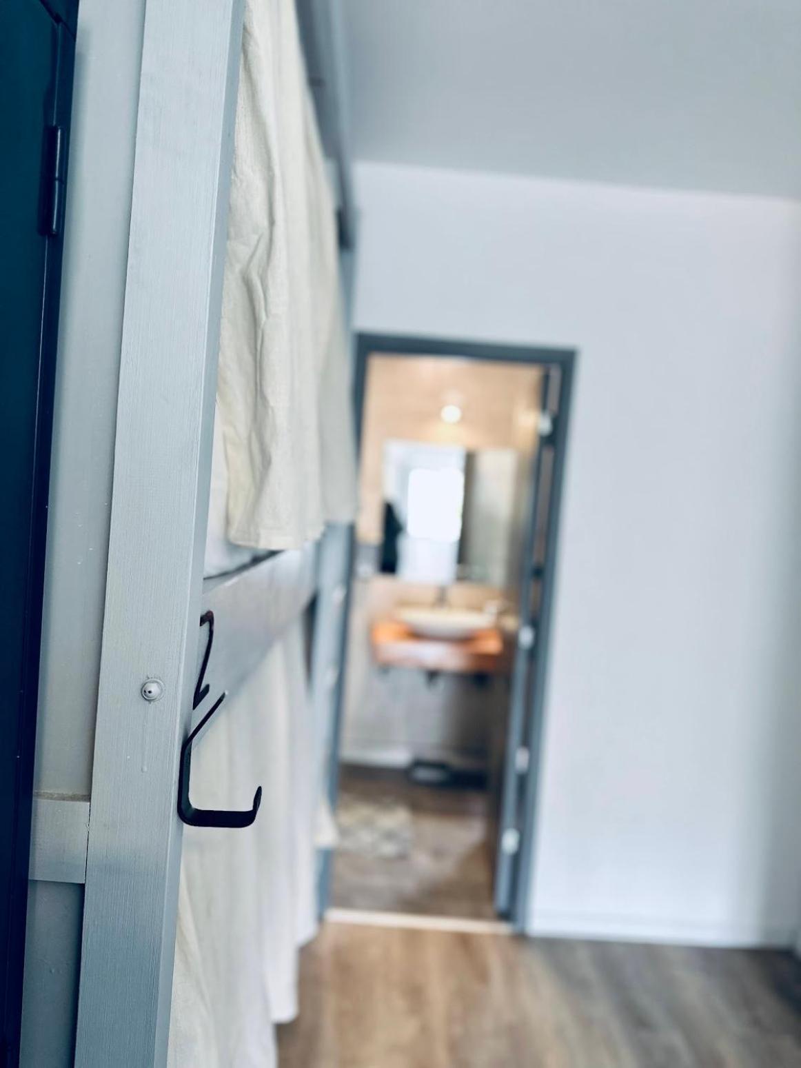Gorilla Hostel Мендоса Стая снимка